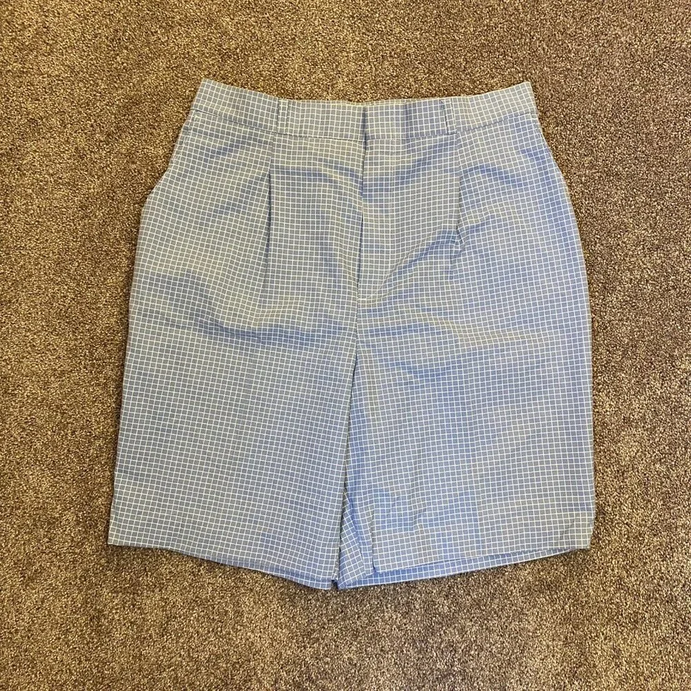 Symmetry Men's Vintage Pleated Chino Shorts Size 34 Light Blue White Pockets GUC